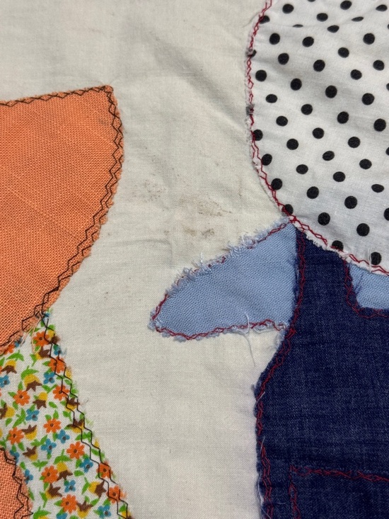 Vintage Embroidered Pillow Case Set - Picture 3 of 9